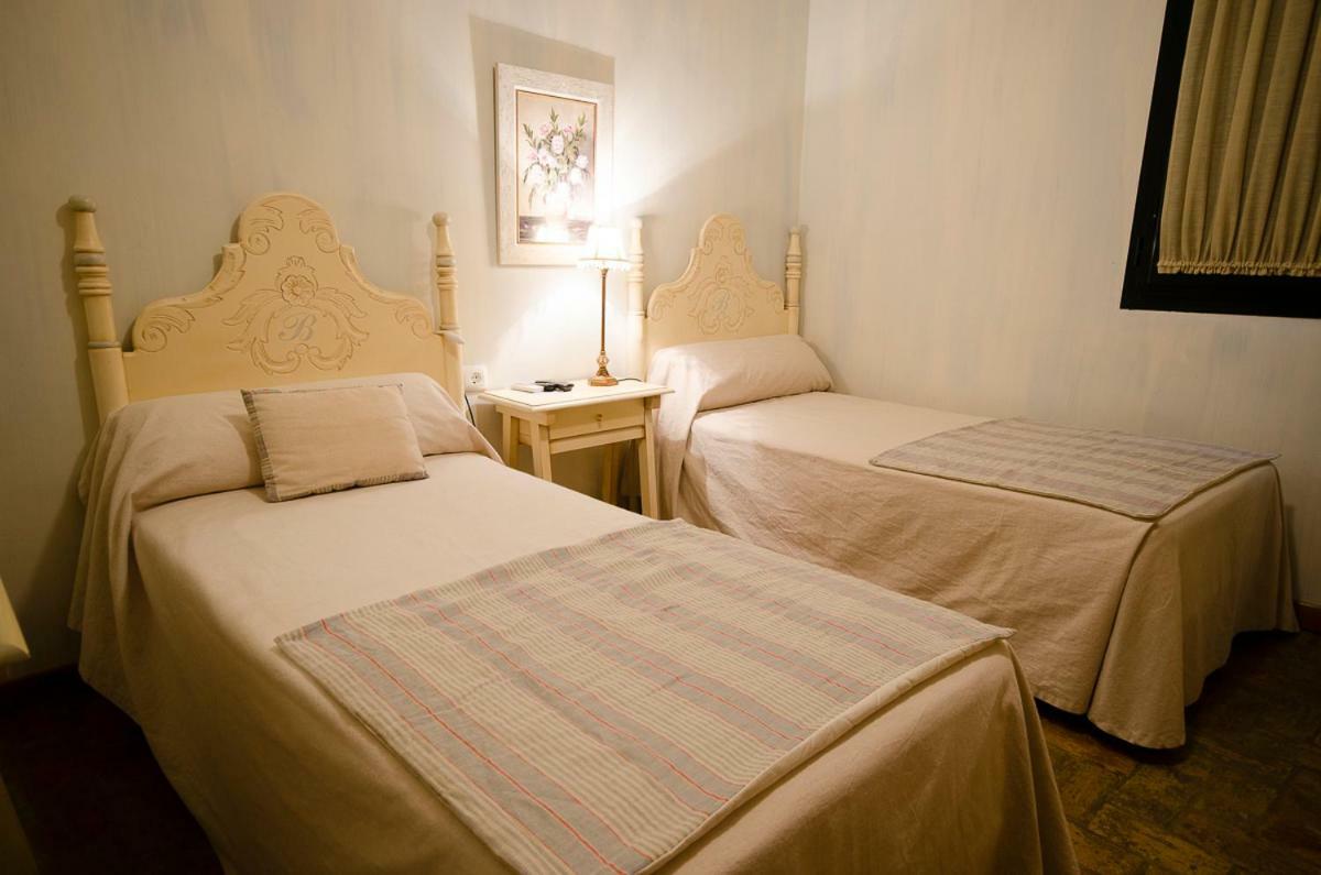 Molino La Boticaria Hotel มาร์เชนา ภายนอก รูปภาพ
