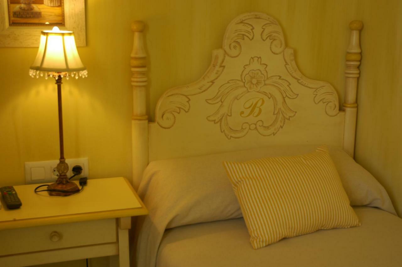 Molino La Boticaria Hotel มาร์เชนา ภายนอก รูปภาพ