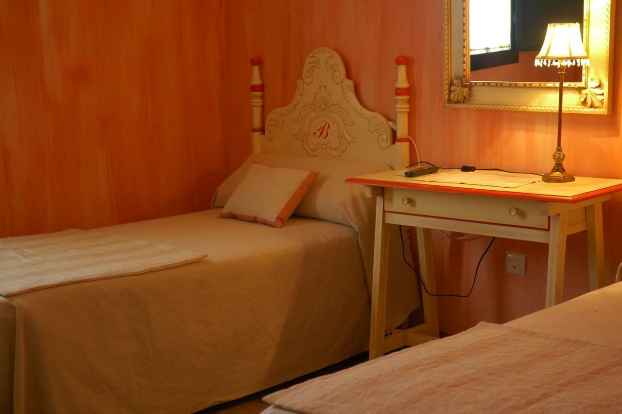 Molino La Boticaria Hotel มาร์เชนา ภายนอก รูปภาพ